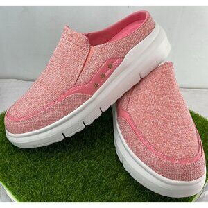 NEW MEGNYA Comfortable Casual Loafers for Women with Memory Foam Insole. size 8